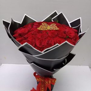 50 roses bouquet